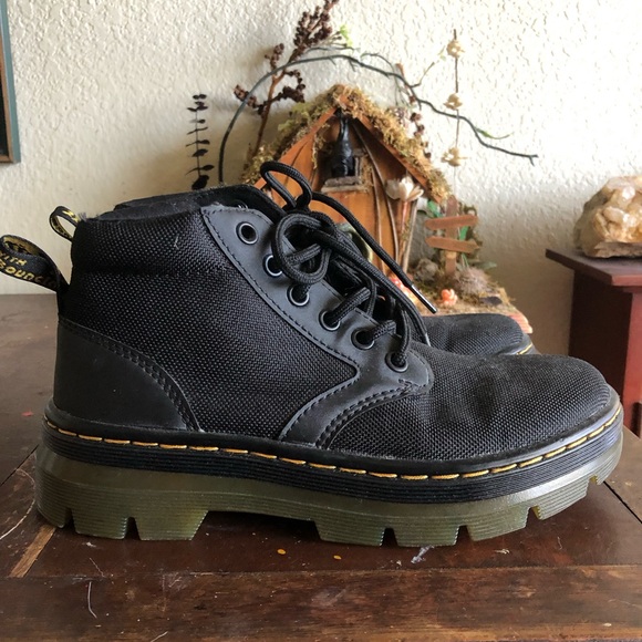 Dr. Martens Bonny chukka boots. Women’s size 6 (US) - Picture 2 of 7